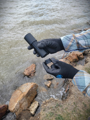 The Survivor's Fish-Catcher - Pocket Crank-Reel Fishing Gadget, with Tackle Storage